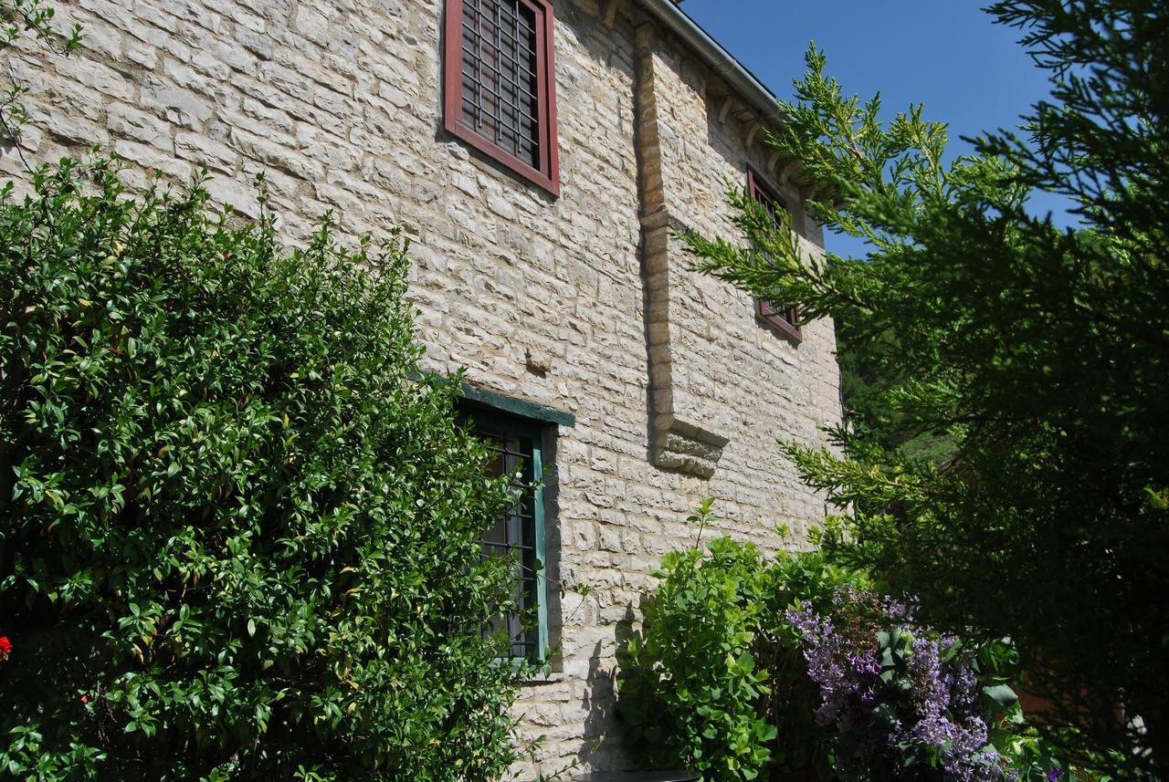 Tritoxo Guesthouse Koukkoúlion Exterior foto